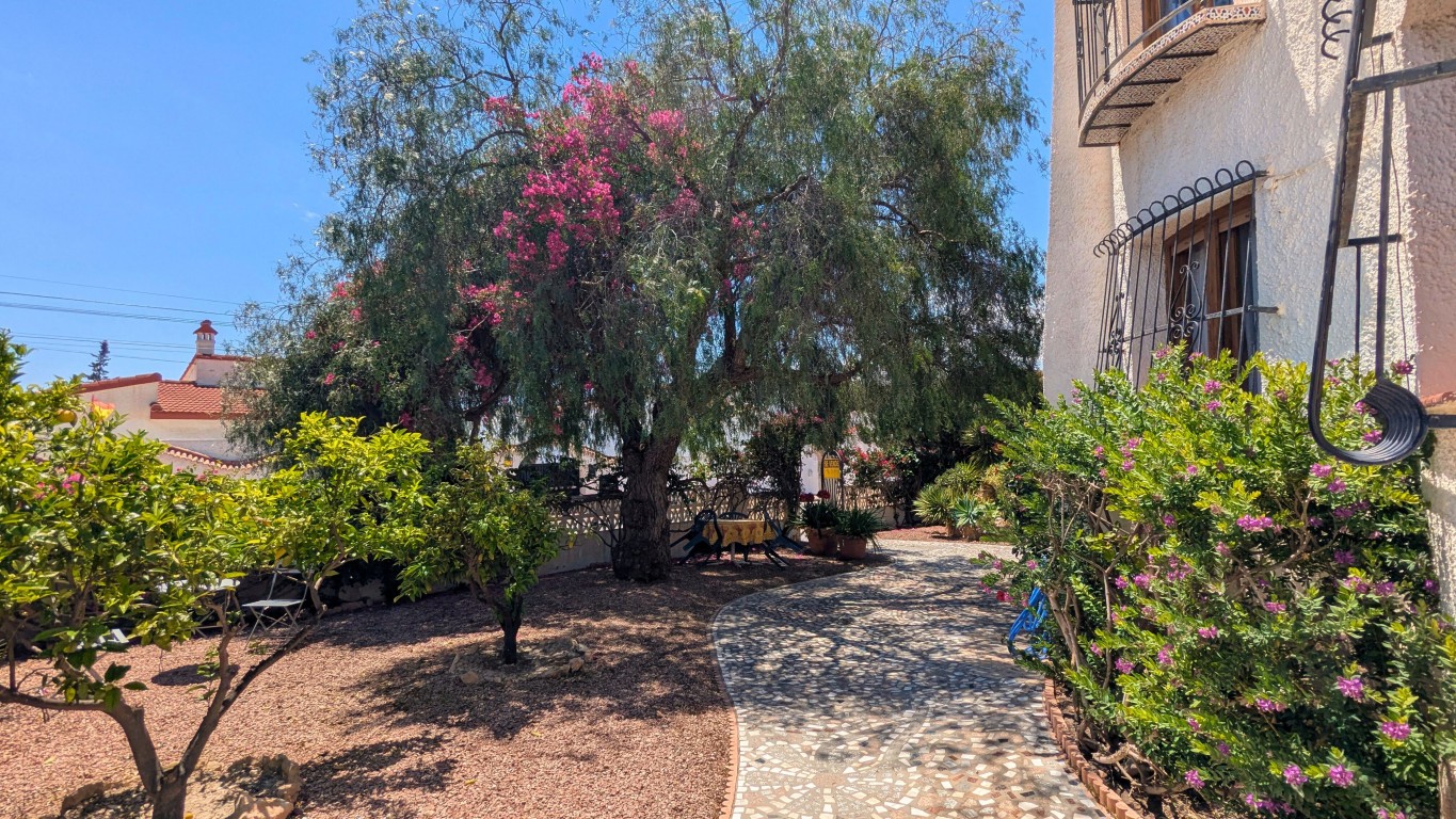 Villa for sale in Ciudad Quesada, Alicante, Spain