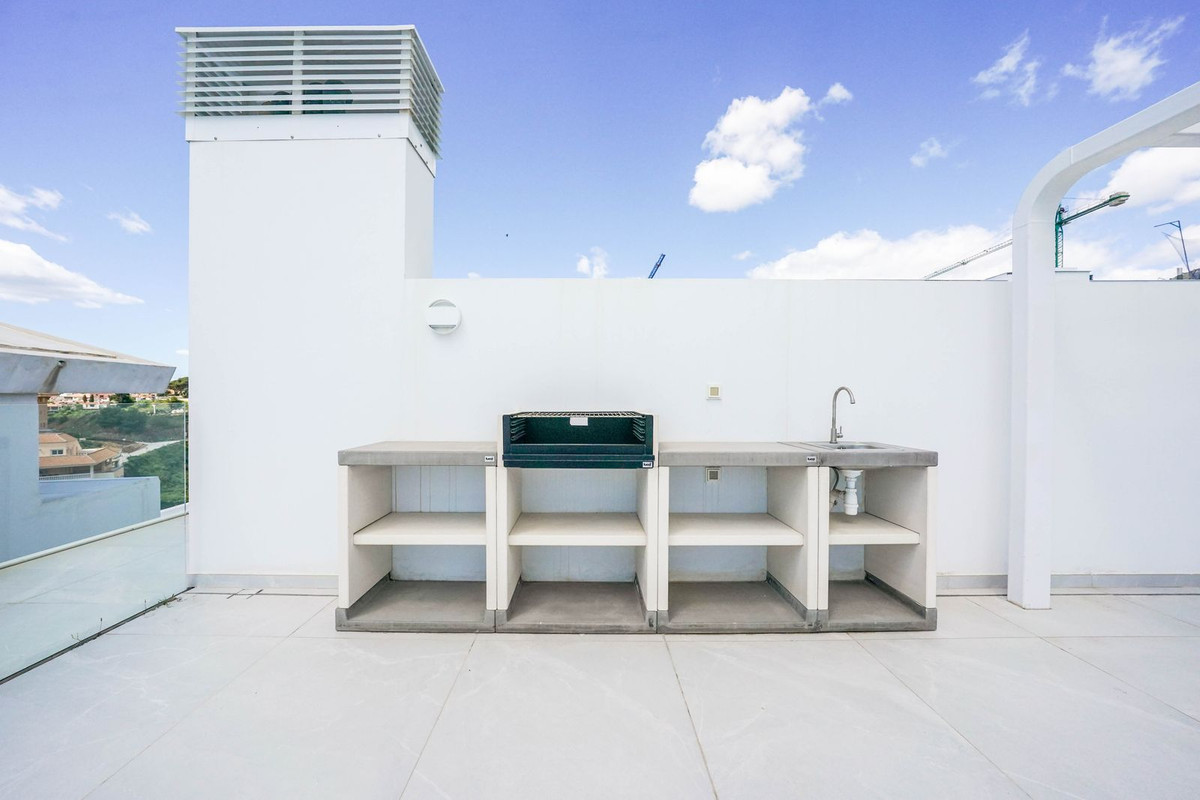 Penthouse for sale in Fuengirola, Málaga, Spain
