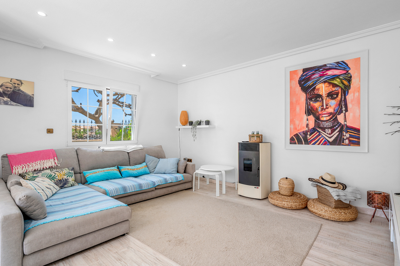 Villa for sale in Torre De La Horadada, Alicante, Spain
