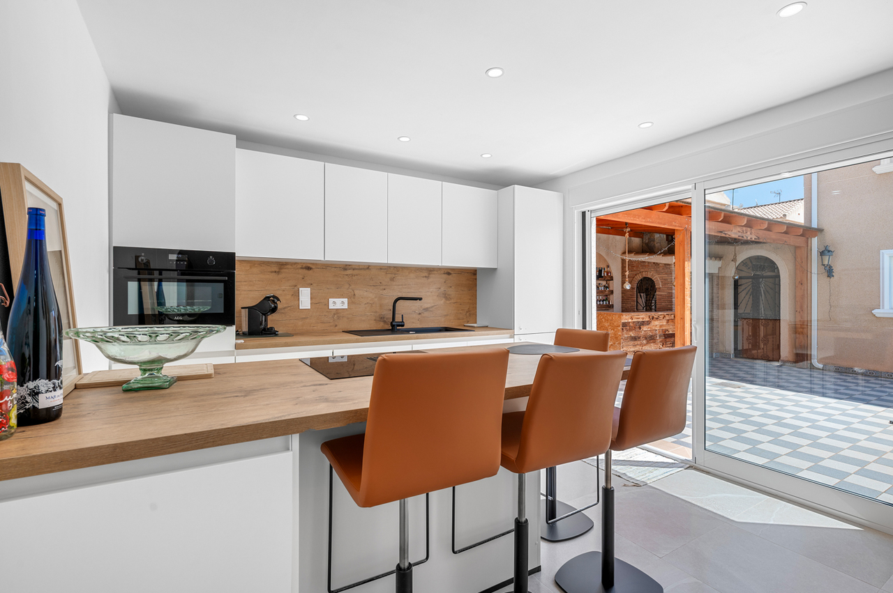 Villa for sale in Torre De La Horadada, Alicante, Spain