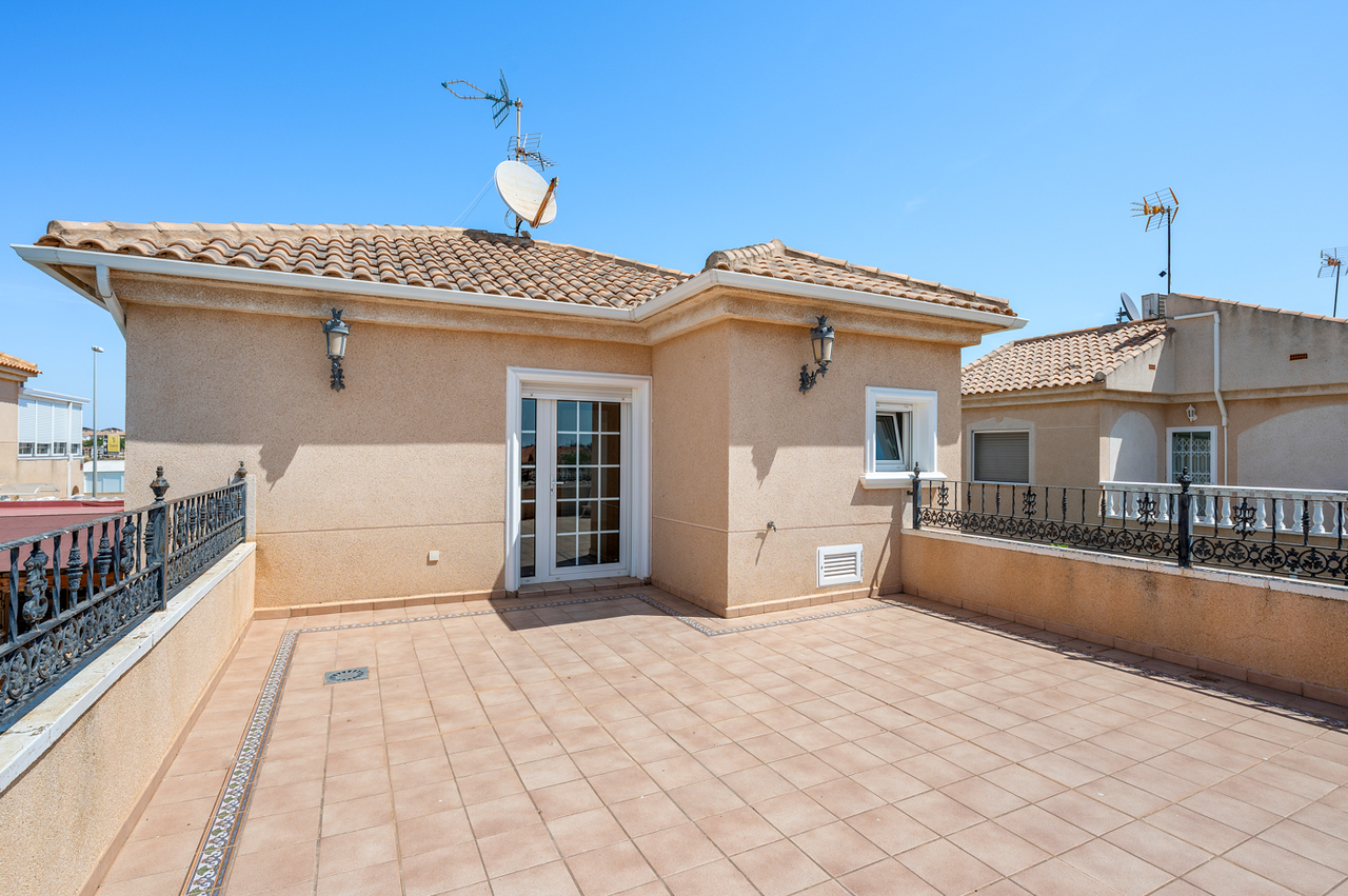 Villa for sale in Torre De La Horadada, Alicante, Spain
