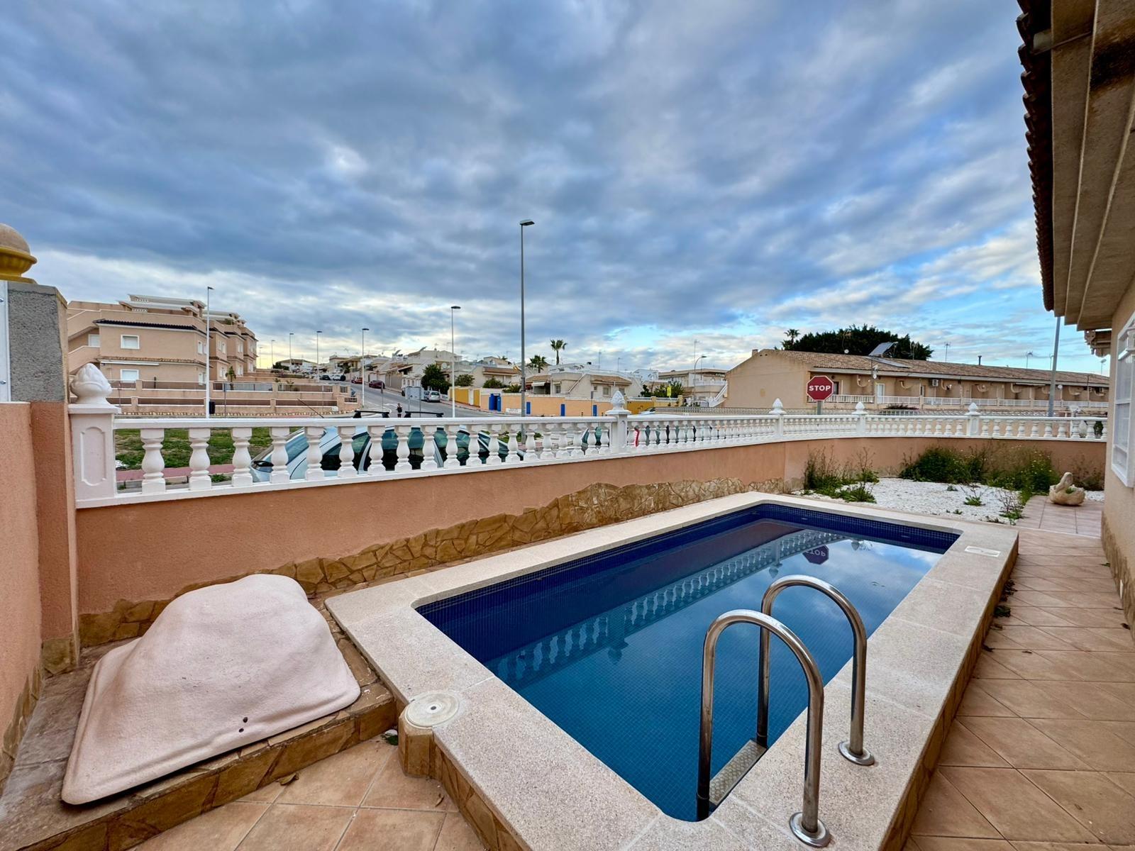 Villa en venta en Torrevieja