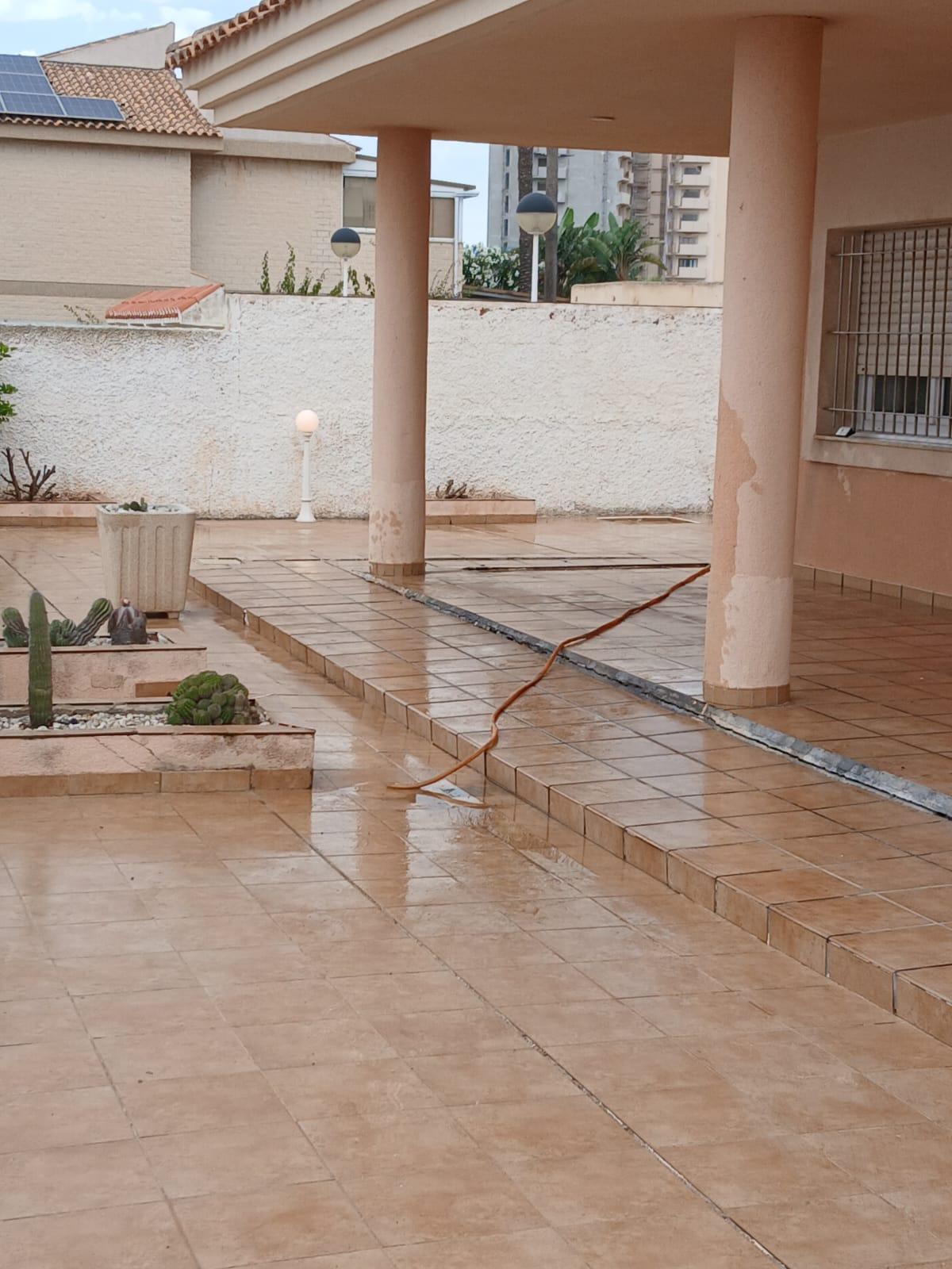 Villa en venta en La Manga Del Mar Menor