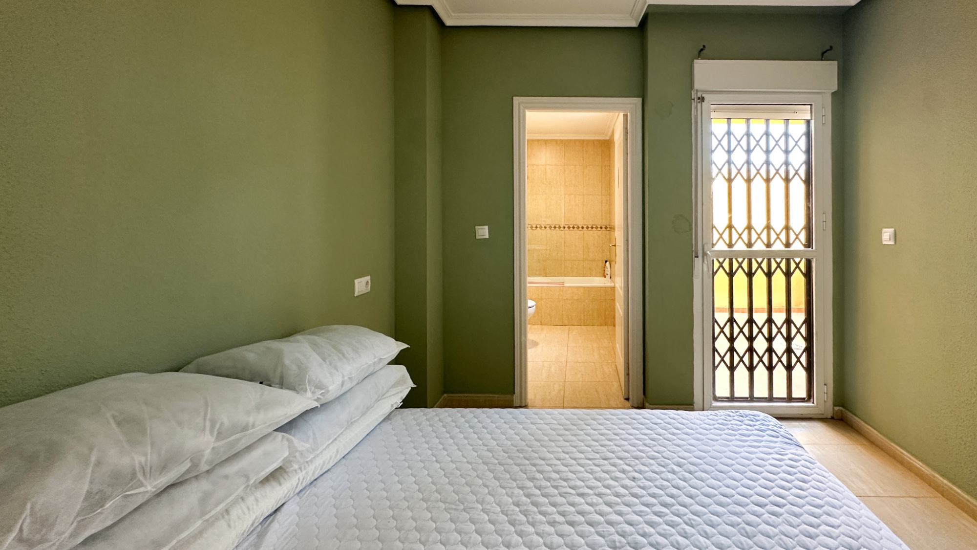 Bungalow for sale in Daya Nueva, Alicante, Spain