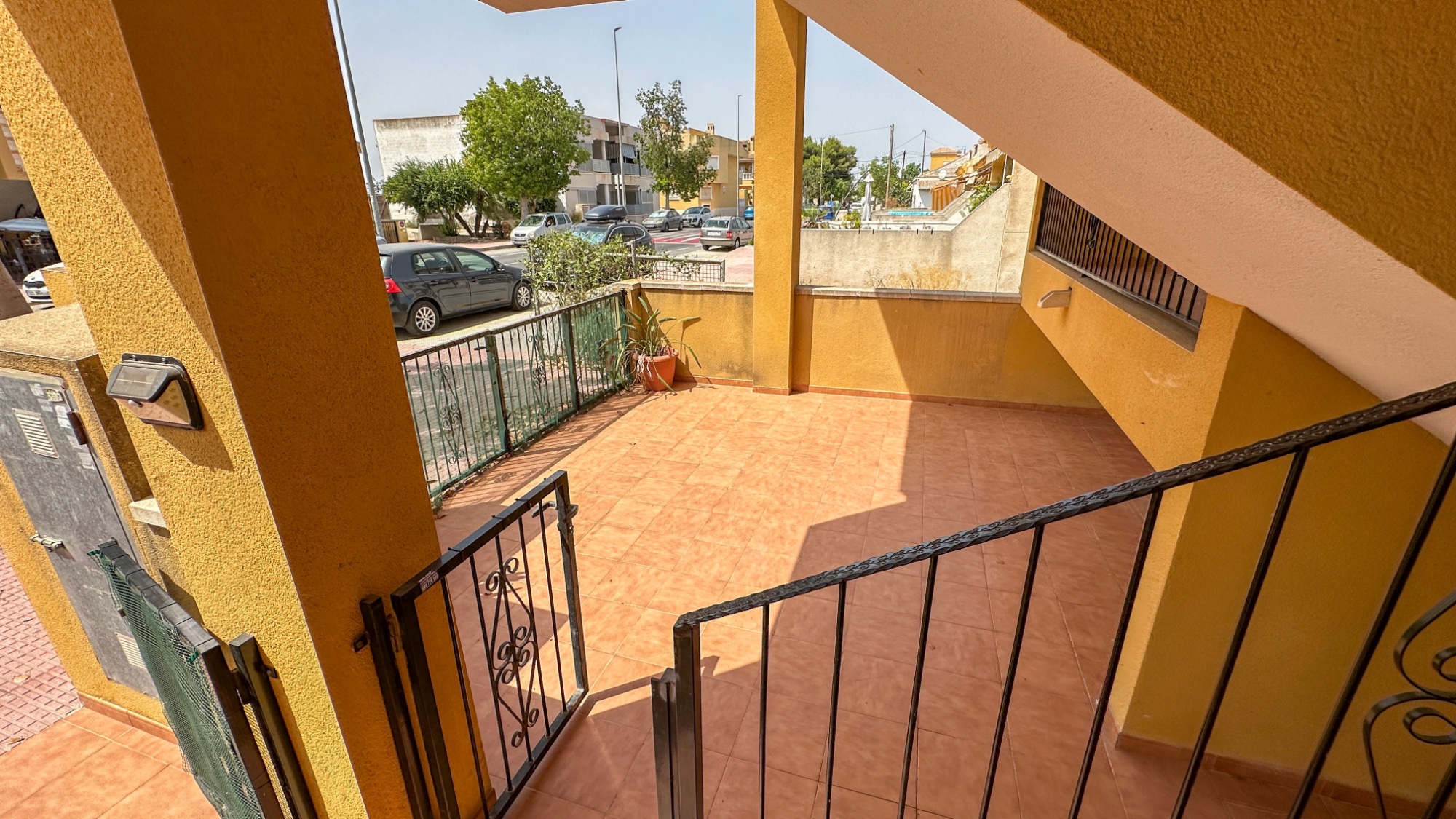 Bungalow for sale in Daya Nueva, Alicante, Spain