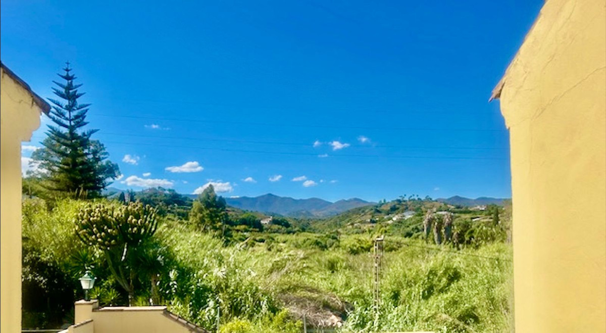 Town House for sale in Estepona, Málaga, Spain