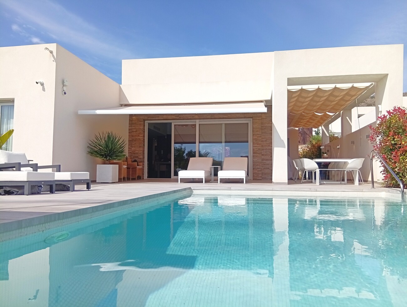 Villa for sale in Algorfa, Alicante, Spain