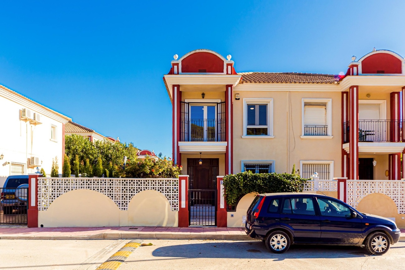 Duplex for sale in Dehesa De Campoamor, Alicante, Spain