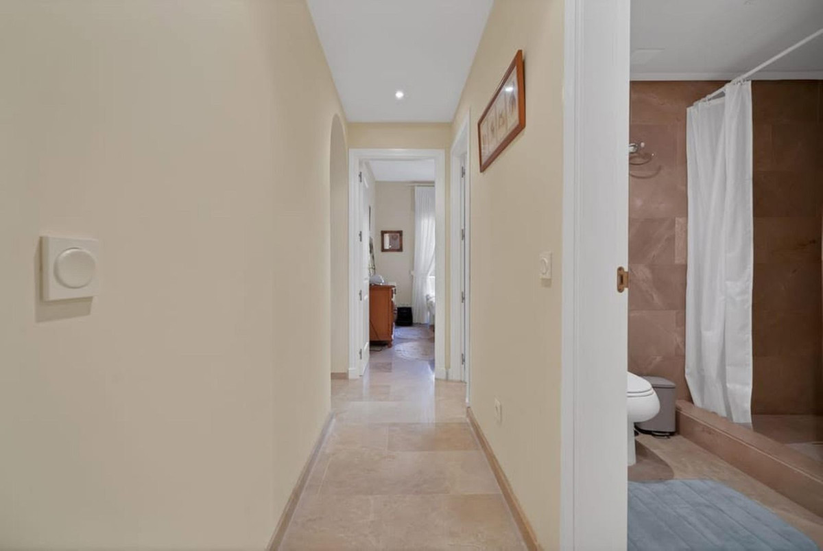 Apartment for sale in La Duquesa, Málaga, Spain