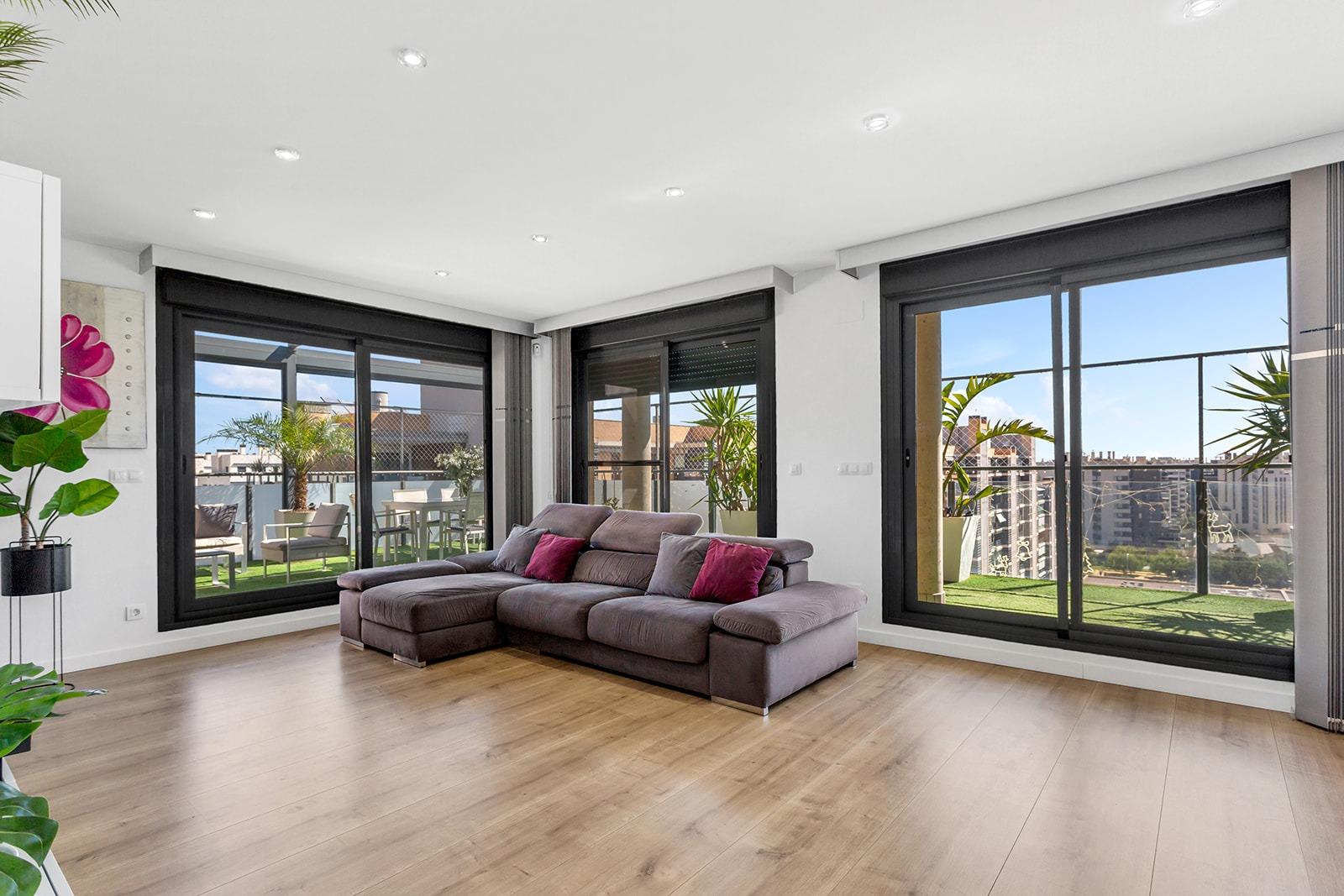 Penthouse for sale in Alicante, Alicante, Spain