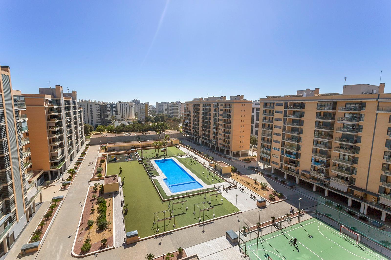 Penthouse for sale in Alicante, Alicante, Spain