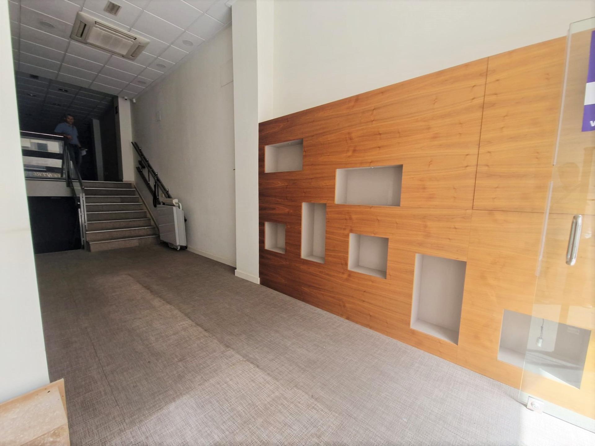 Comercial en venta en Guardamar Del Segura