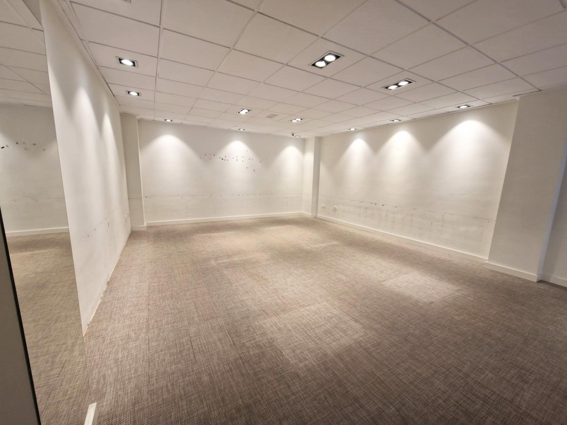 Comercial en venta en Guardamar Del Segura