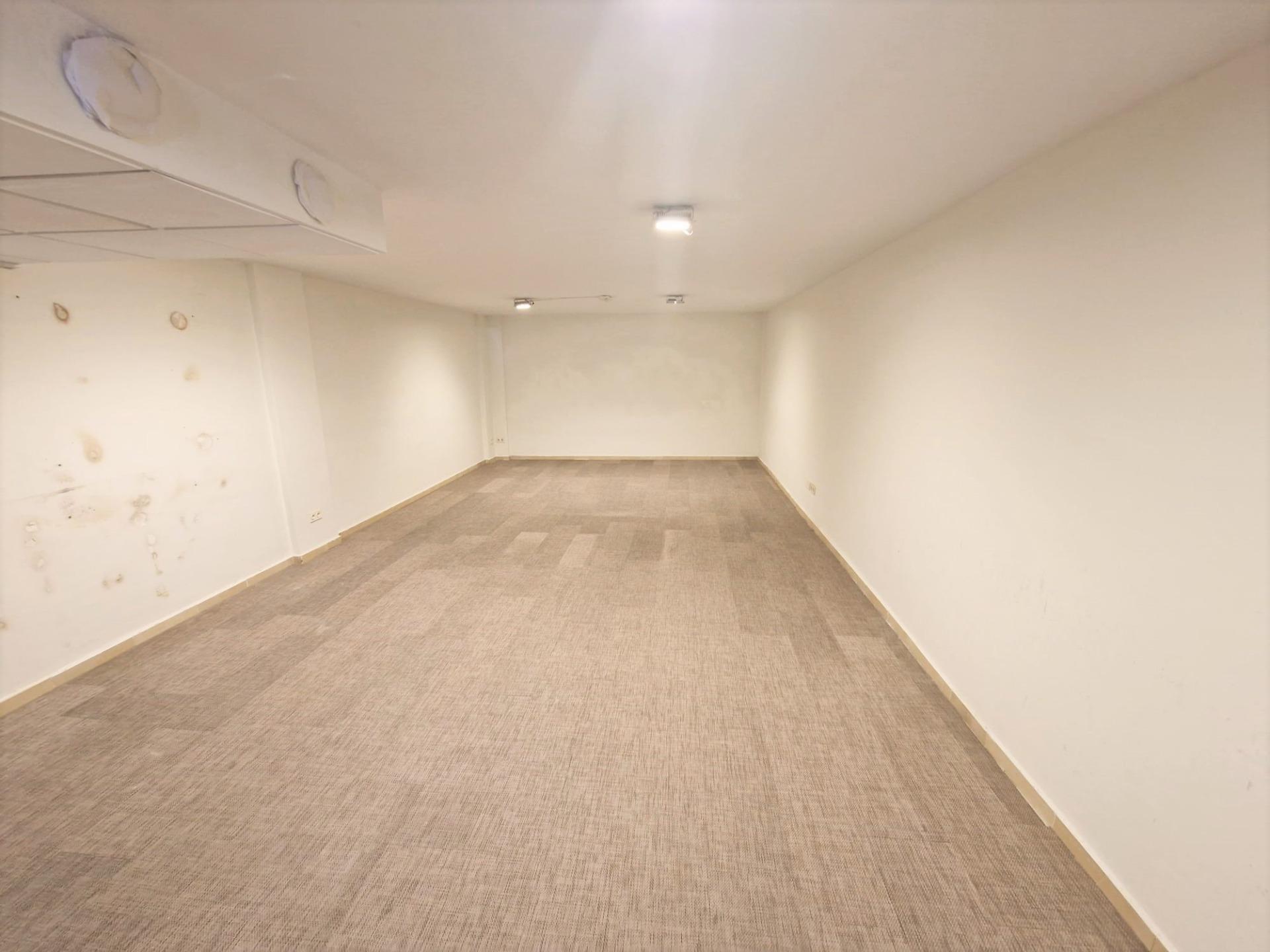 Comercial en venta en Guardamar Del Segura