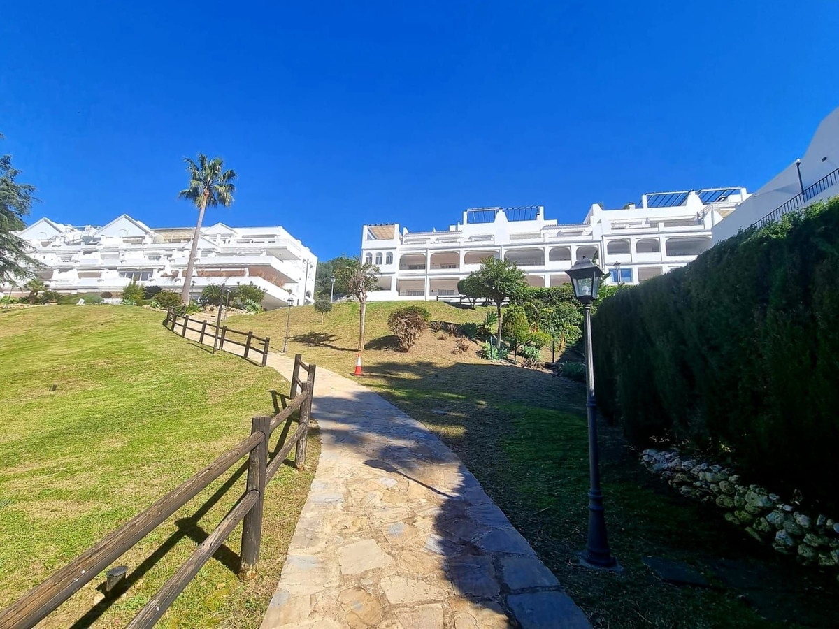 Apartment for sale in La Quinta, Málaga, Spain