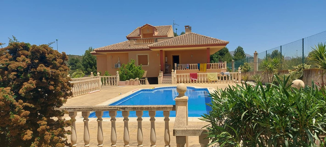 Villa en venta en Calasparra