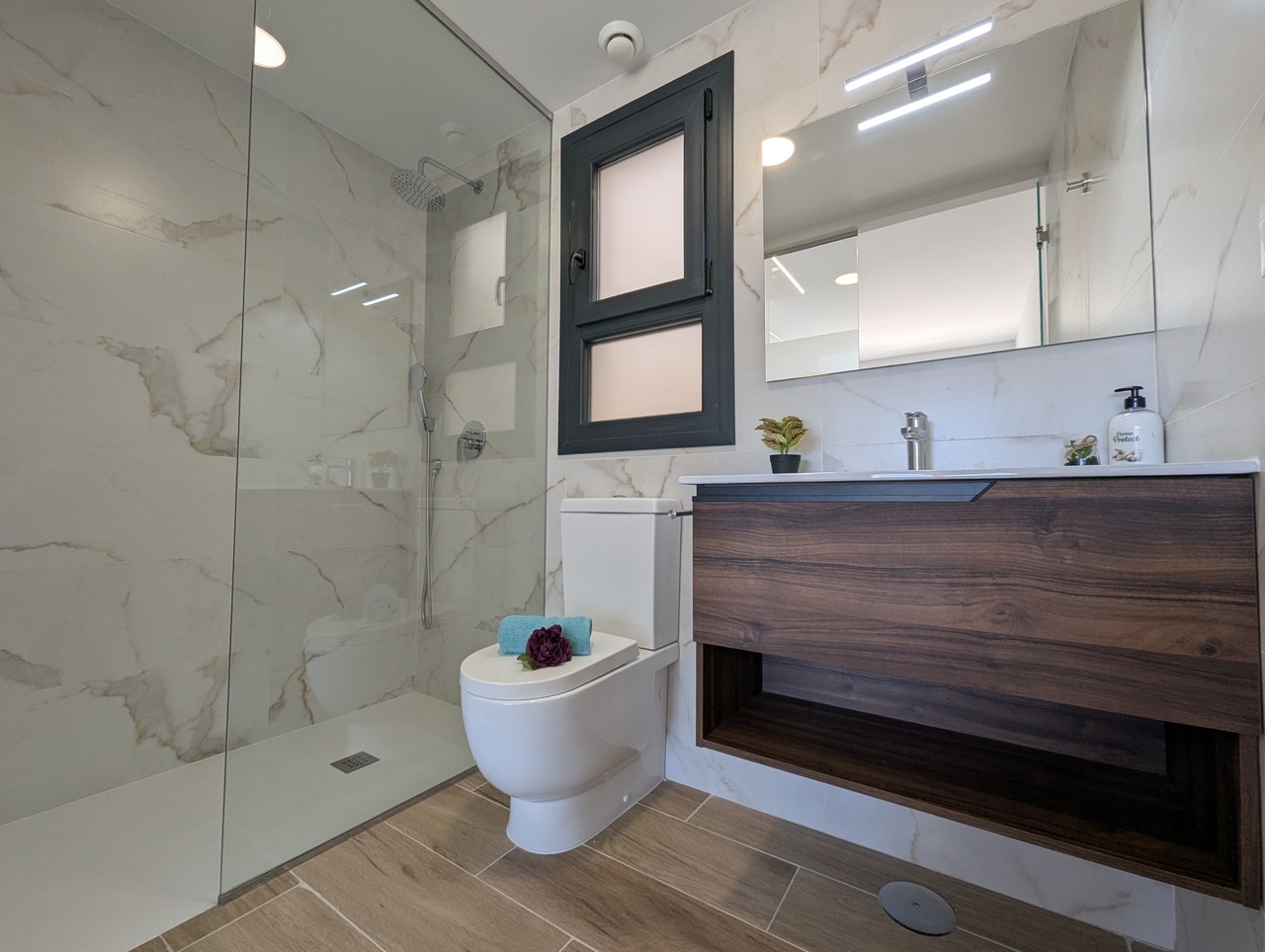 Penthouse for sale in Villamartin, Alicante, Spain