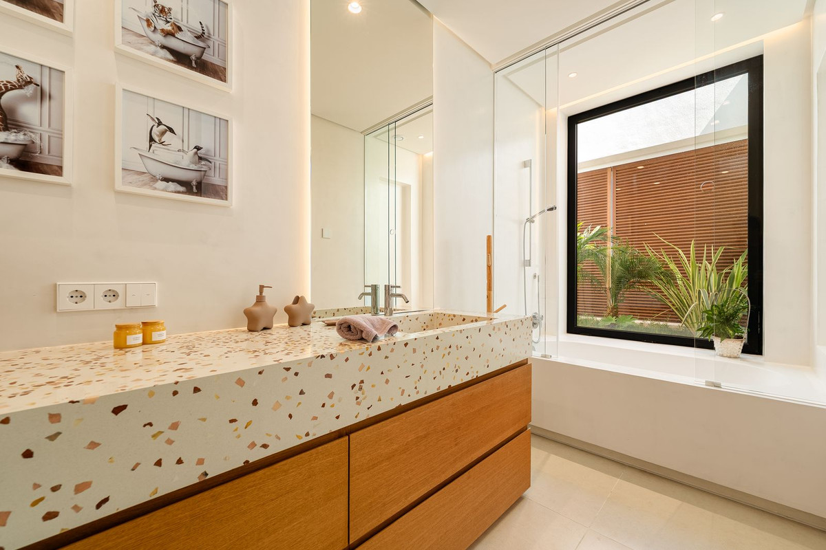 Villa for sale in Guadalmina Alta, Málaga, Spain