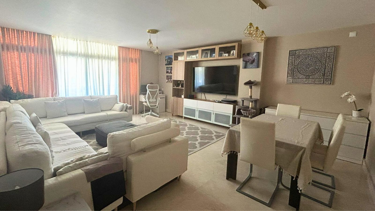 Apartment for sale in Punta Chullera, Málaga, Spain