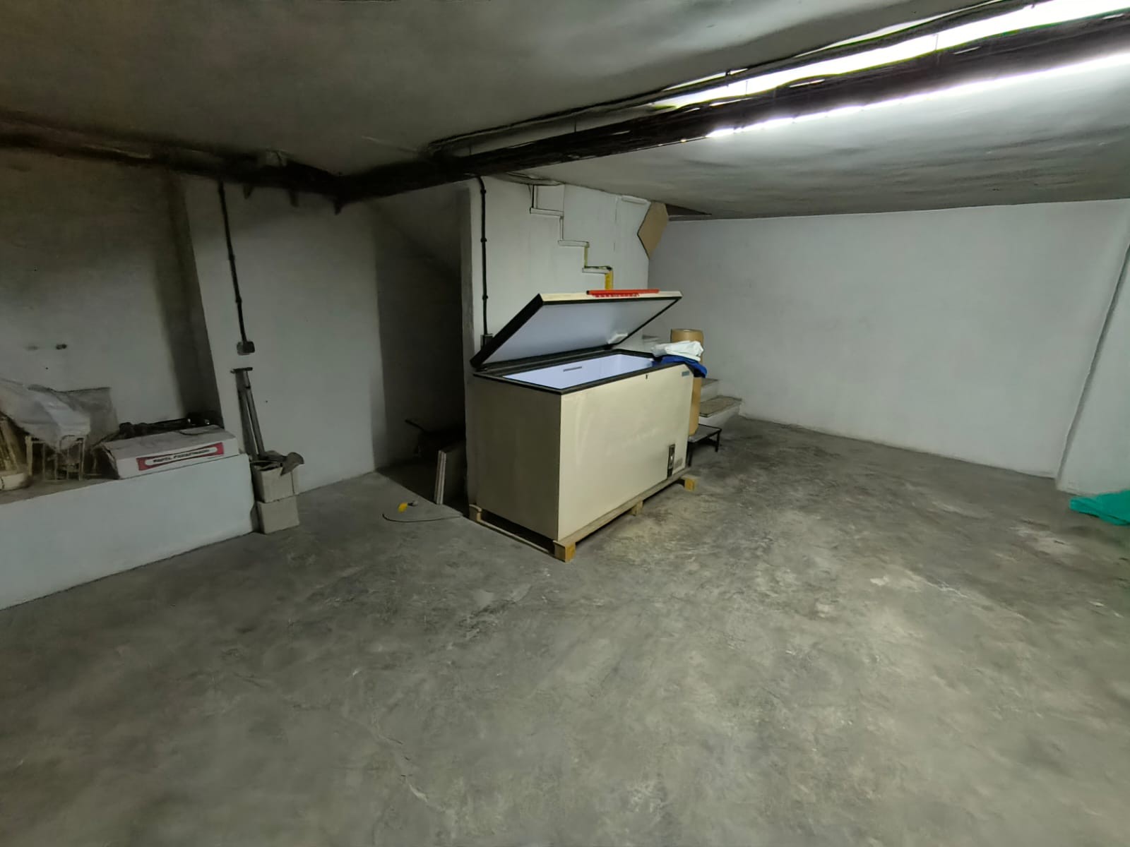Commercial unit for sale in Yecla, Murcia, Spain