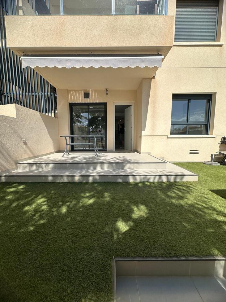 Piso en venta en Pilar De La Horadada