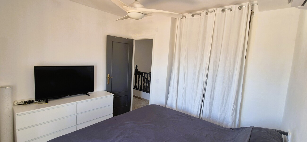 Villa for sale in Blue Lagoon, Alicante, Spain