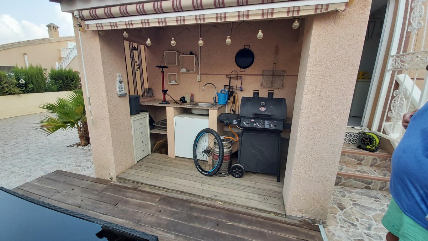 Villa en venta en Benimar