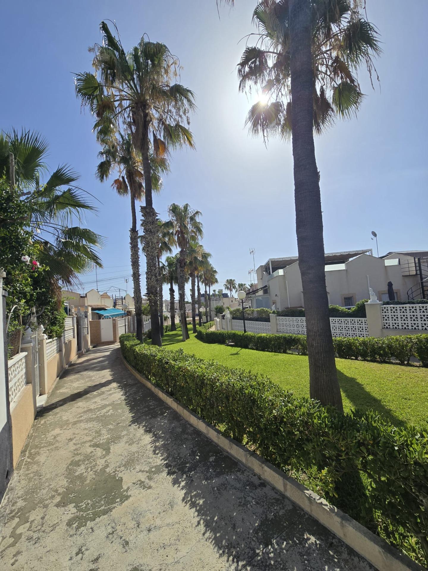Bungalow for sale in Torrevieja, Alicante, Spain