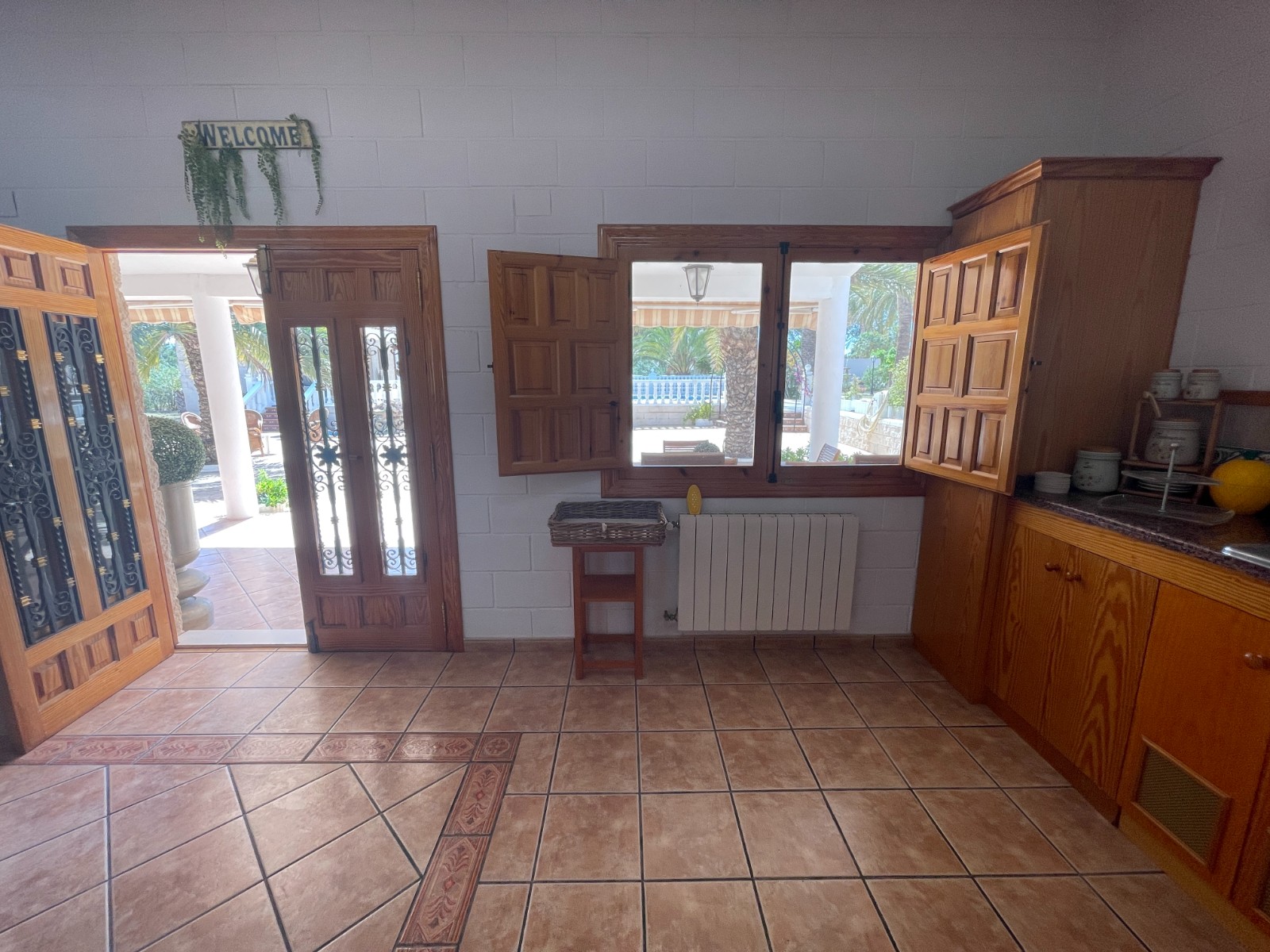 Country House for sale in Elda, Alicante, Spain