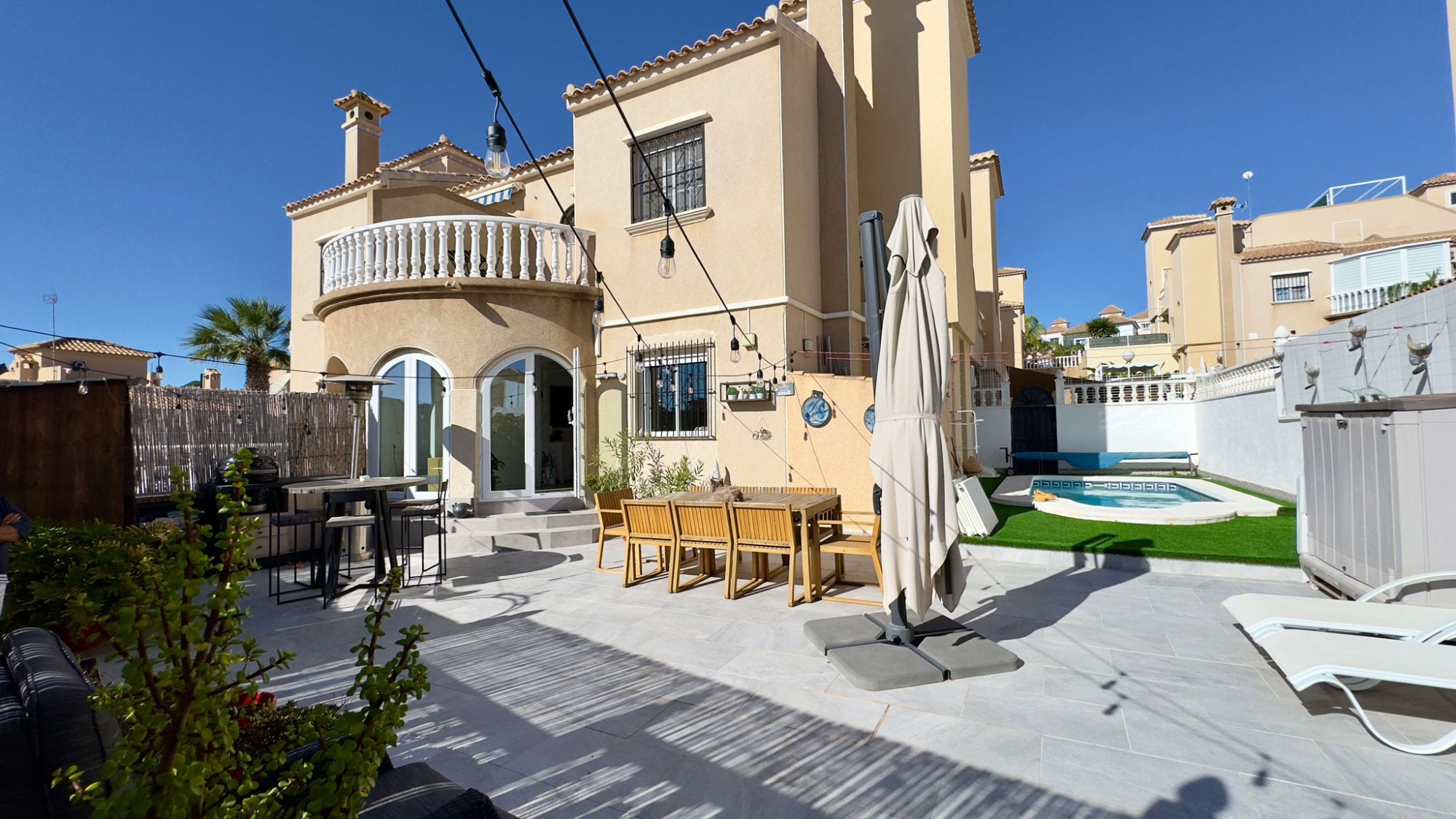 Villa en venta en Orihuela Costa