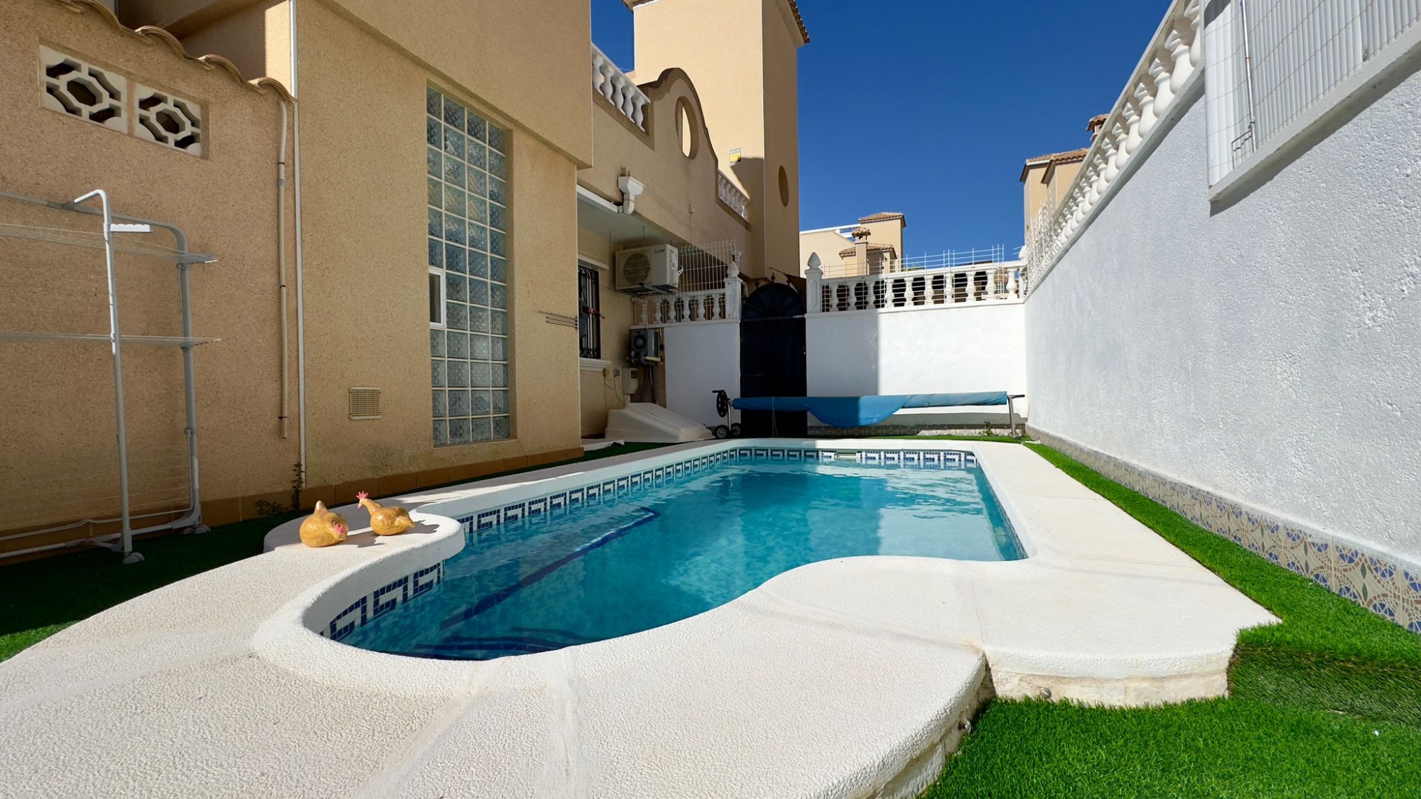 Villa en venta en Orihuela Costa