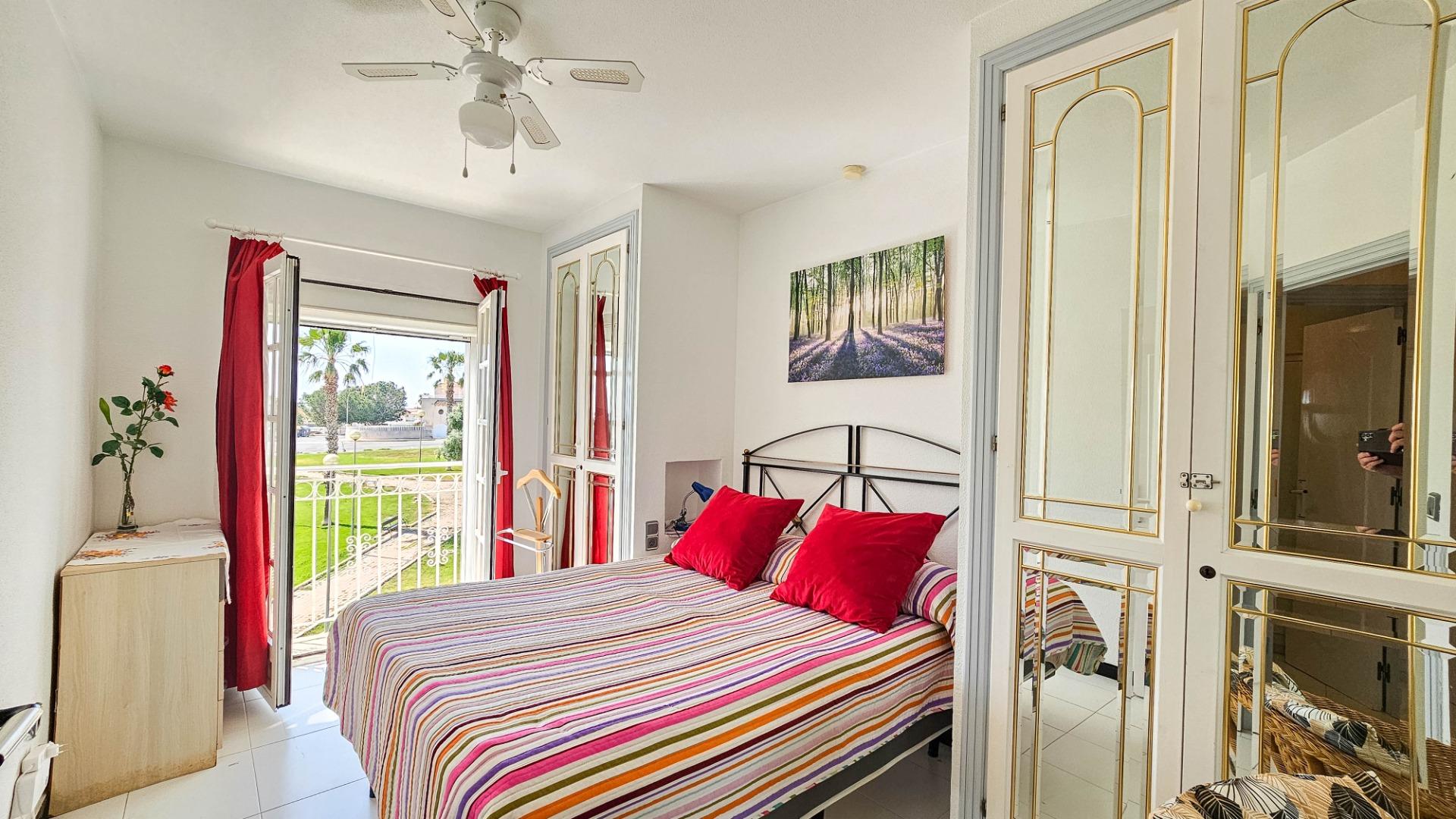 Bungalow en venta en Orihuela Costa