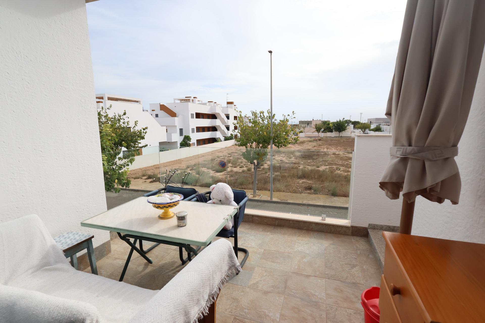 Bungalow for sale in Pilar De La Horadada, Alicante, Spain