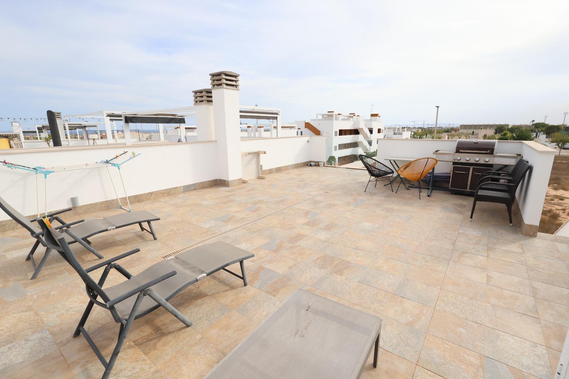 Bungalow for sale in Pilar De La Horadada, Alicante, Spain