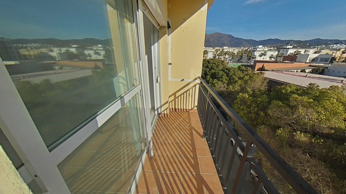 Piso en venta en Estepona