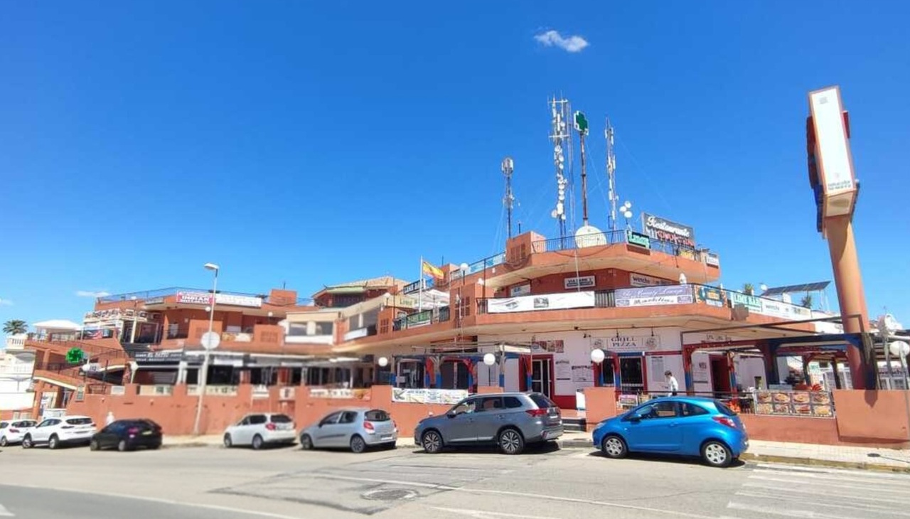 Commercial unit for sale in Los Altos, Alicante, Spain