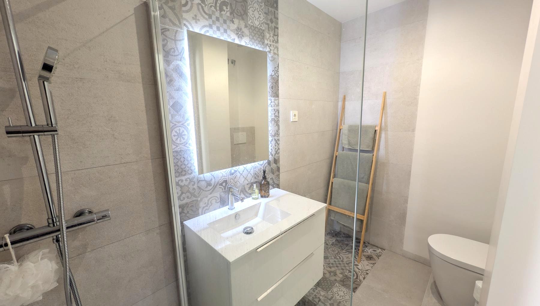 Villa en venta en Santiago De La Ribera