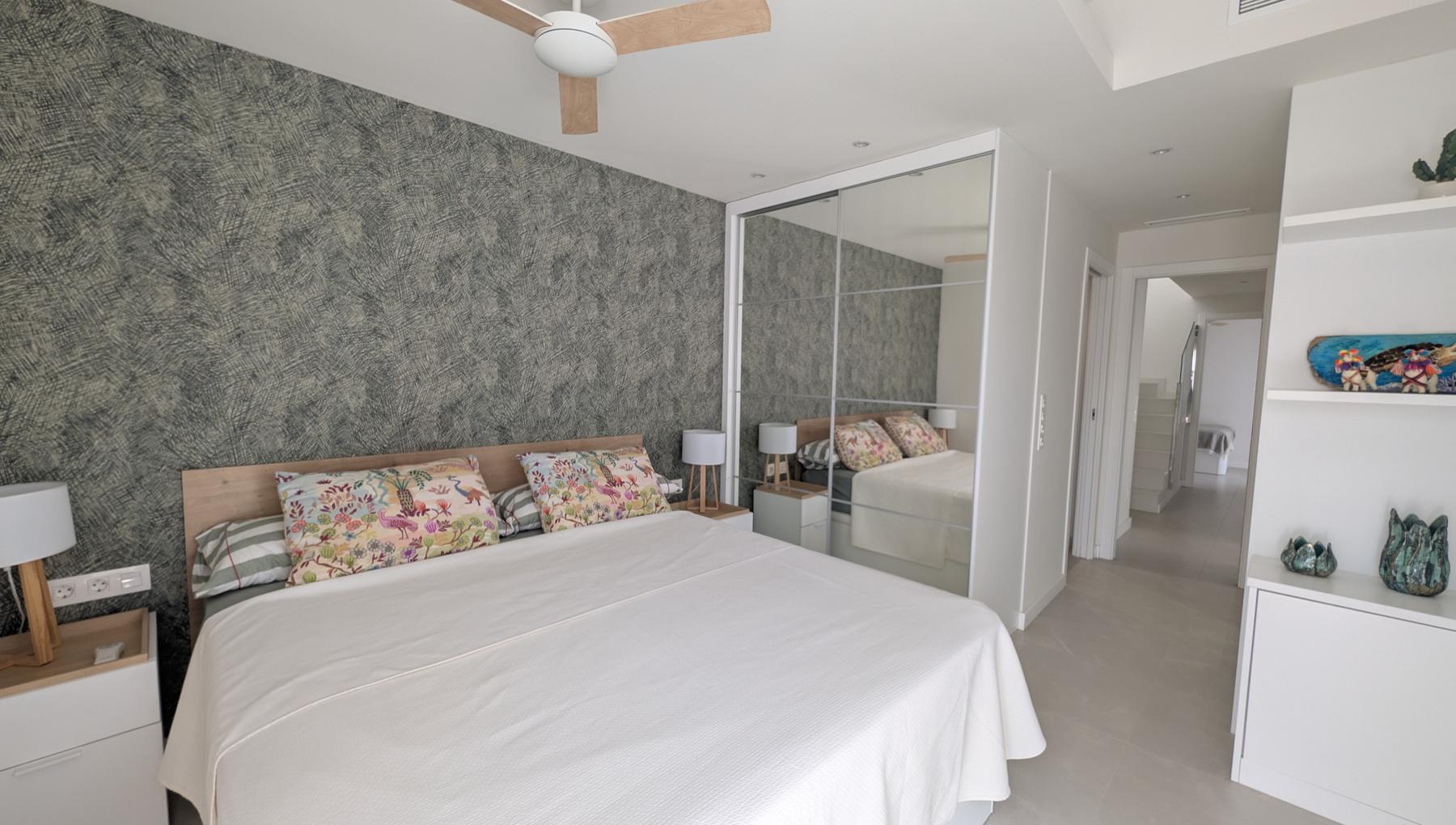 Villa en venta en Santiago De La Ribera