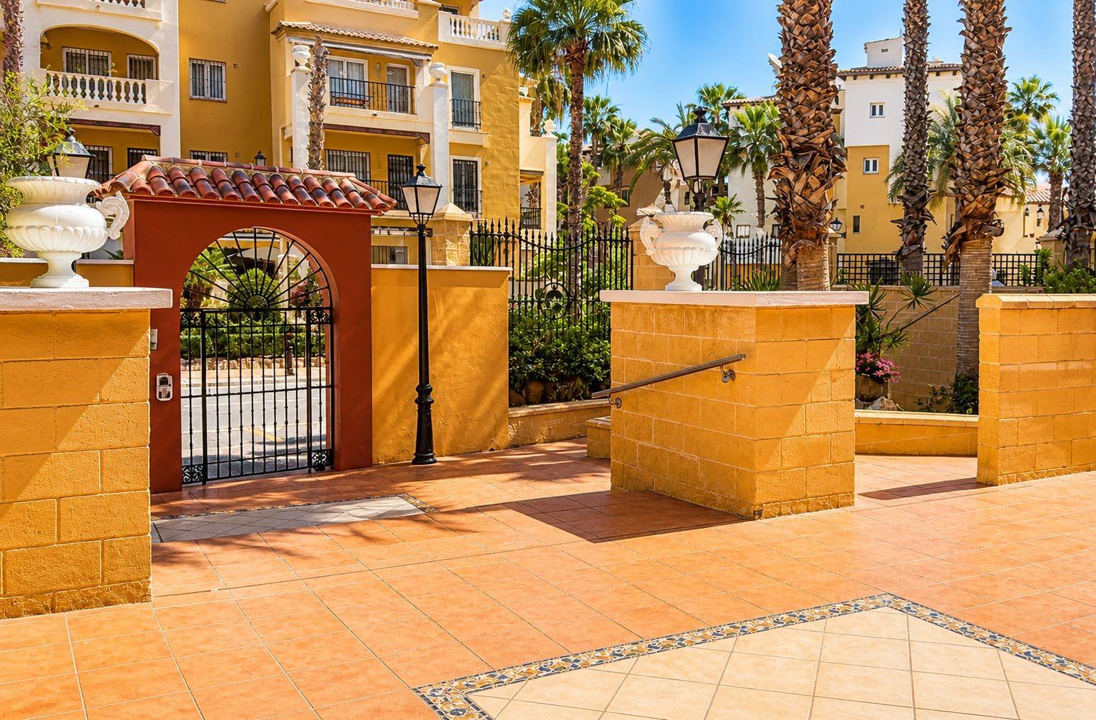 Apartment for sale in Torrevieja, Alicante, Spain