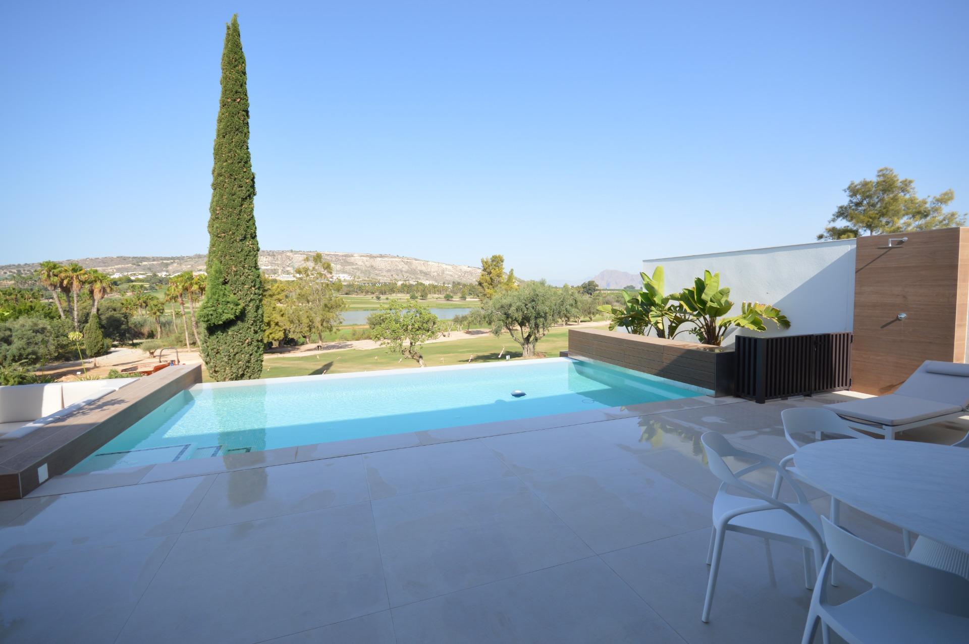 Villa for sale in Algorfa, Alicante, Spain