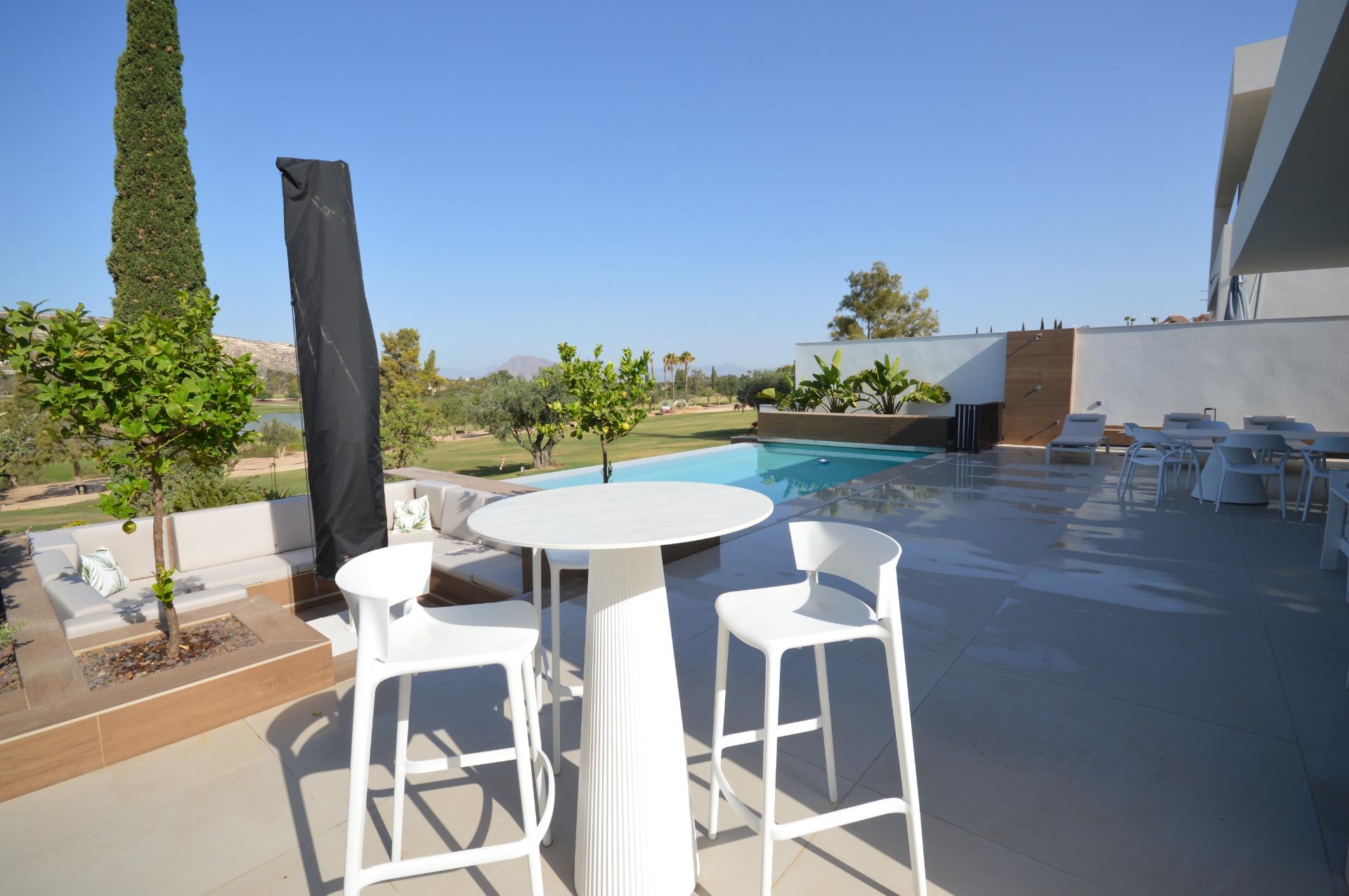 Villa for sale in Algorfa, Alicante, Spain