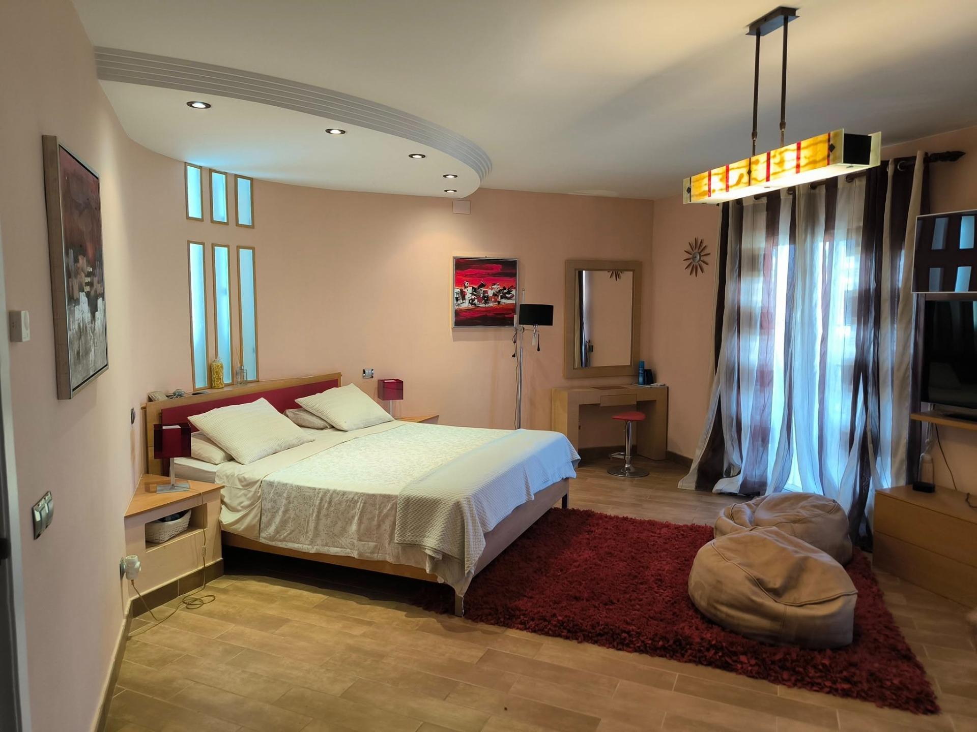 Villa for sale in Torrevieja, Alicante, Spain