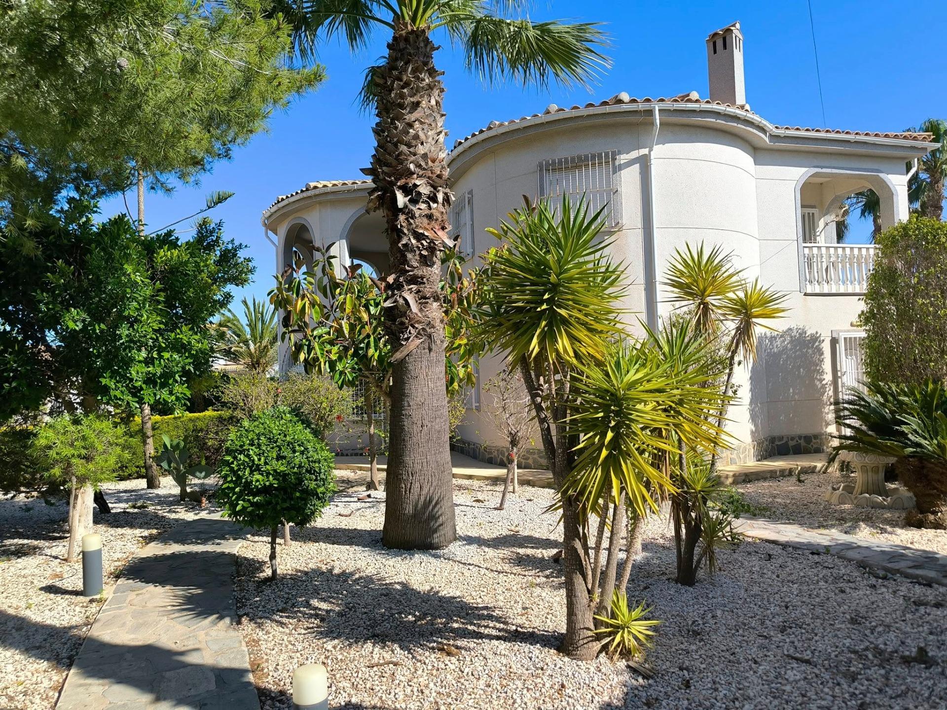 Villa for sale in Torrevieja, Alicante, Spain