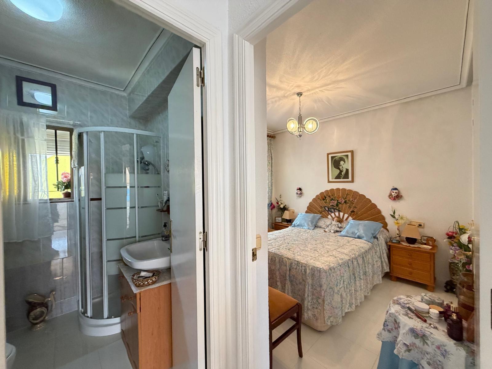 Bungalow for sale in Torrevieja, Alicante, Spain