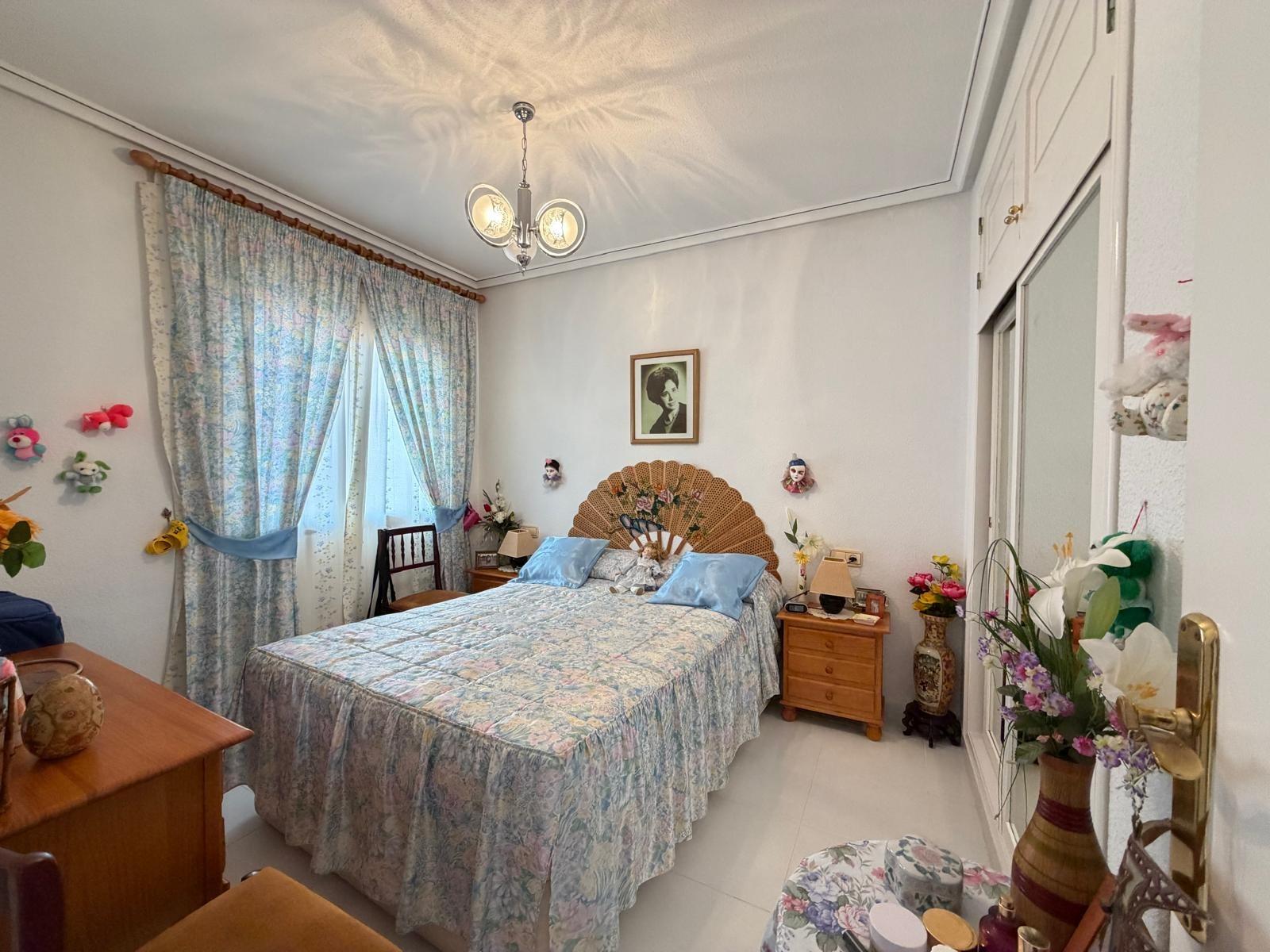 Bungalow for sale in Torrevieja, Alicante, Spain