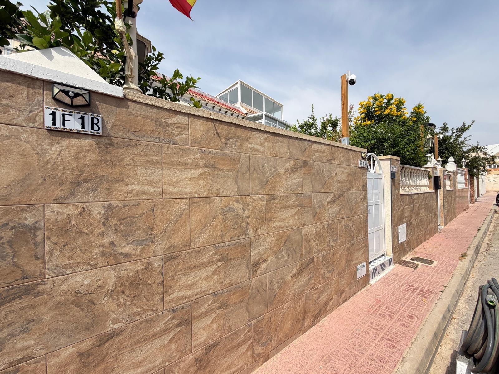 Bungalow for sale in Torrevieja, Alicante, Spain