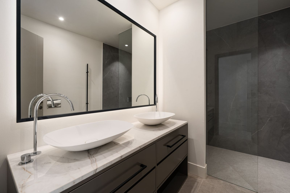 Villa for sale in Estepona, Málaga, Spain