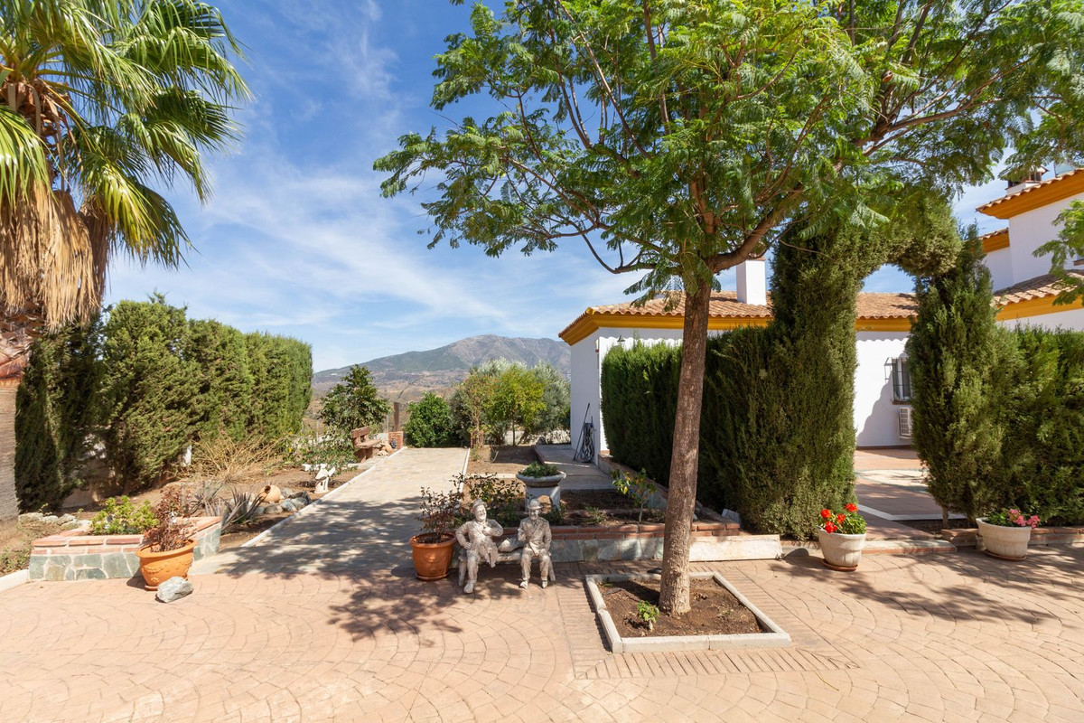 Finca for sale in Entrerrios, Málaga, Spain