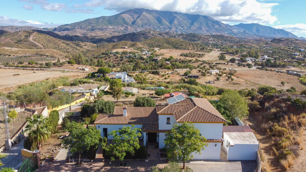 Finca for sale in Entrerrios, Málaga, Spain
