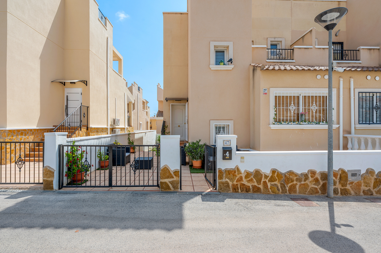 Semi Detached for sale in San Miguel De Salinas, Alicante, Spain